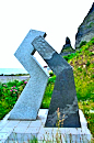 セタカムイ岩記念碑