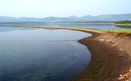 コムケ湖